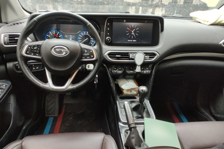 广汽传祺 传祺GS4 2019款 270T 手动两驱豪华版中控内饰12