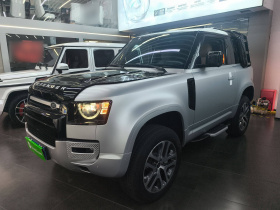 路虎卫士 2022款 90 3.0T P400 XS