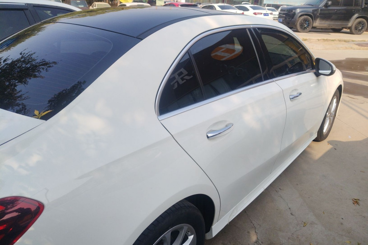 奔驰A级 2022款 A 200 L 运动轿车时尚型车身外观6003