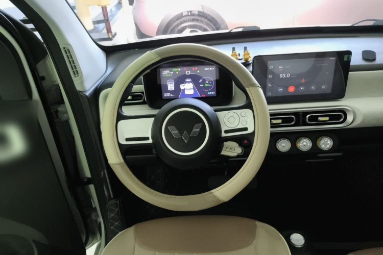 五菱汽车 宏光MINIEV 2024款 第三代 215km 进阶版局部细节13