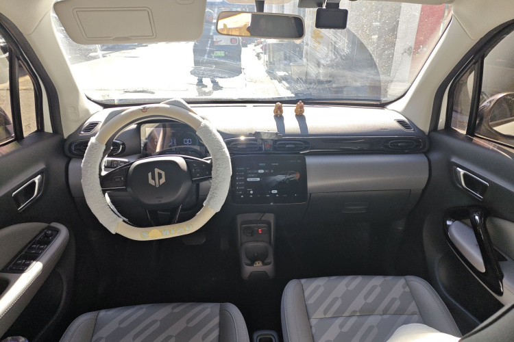 零跑汽车 零跑T03 2024款 310舒享版中控内饰12