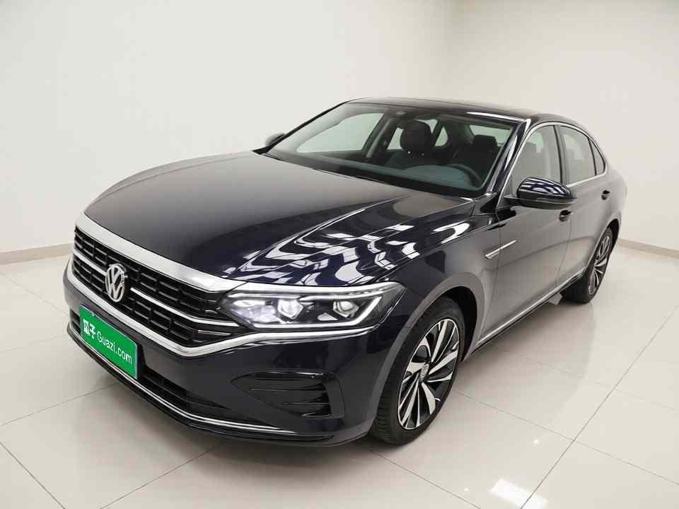 大众 帕萨特 2025款 出众款 380TSI 龙耀版(2)