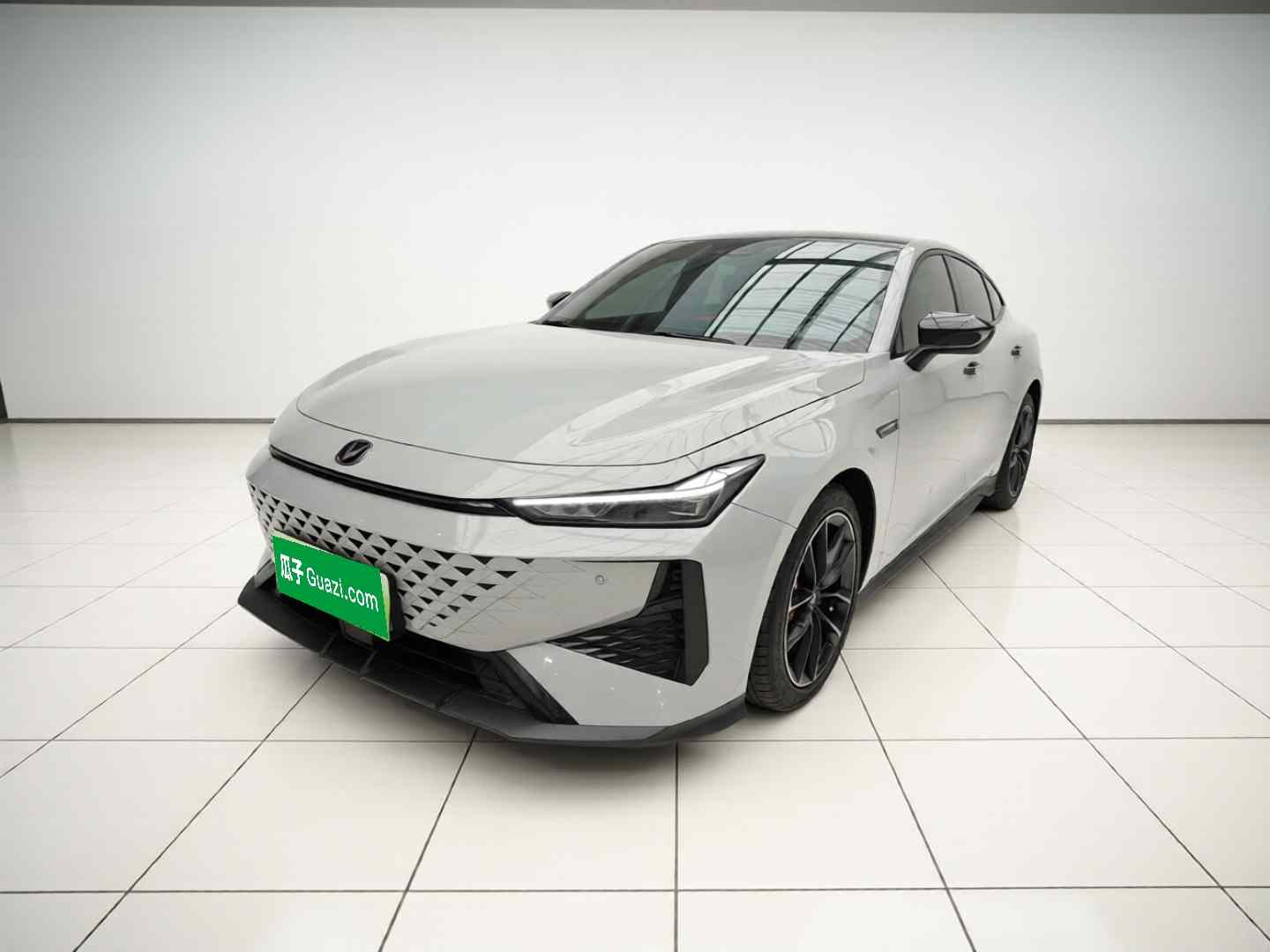长安UNI-V 2024款 1.5T 尊贵型(2)