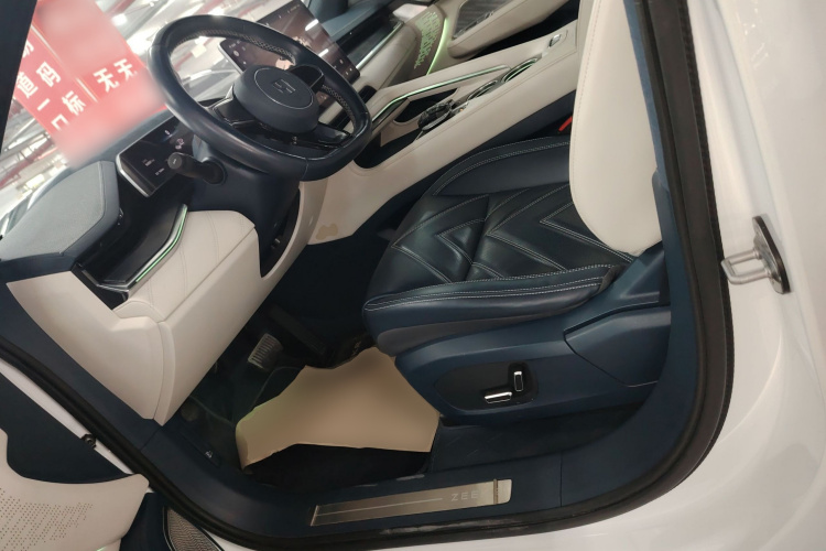 极氪001 2022款 长续航双电机 WE版局部细节19