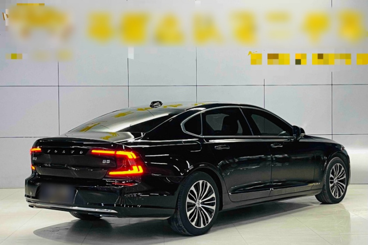 沃尔沃S90 2024款 B5 智逸豪华版车身外观6007