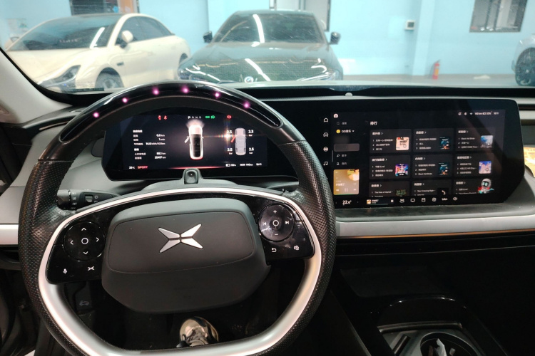 小鹏P7 2022款 480E+中控内饰7002