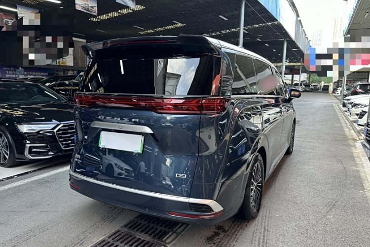 腾势D9 2022款 DM-i 970 四驱旗舰型车身外观6002