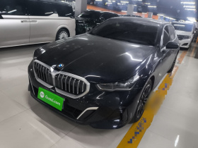 宝马5系 2024款 530Li 领先型 M运动套装