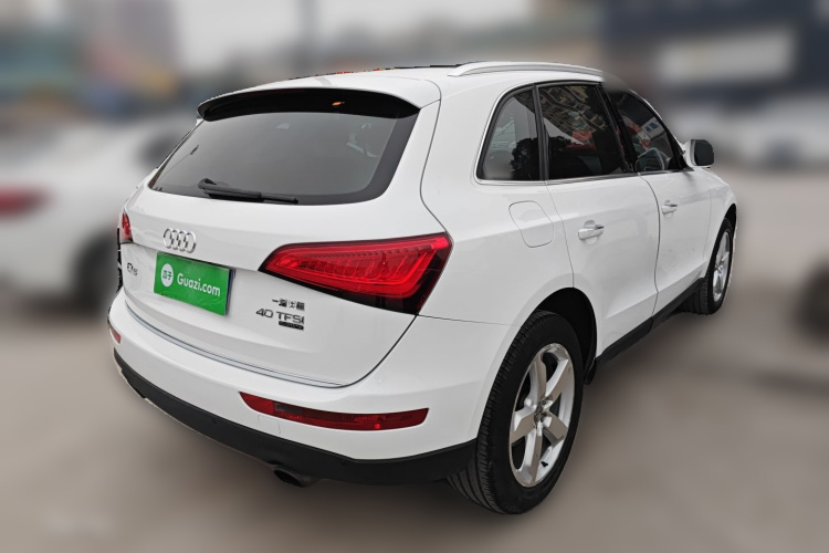 奥迪Q5 2016款 40 TFSI 技术型车身外观7