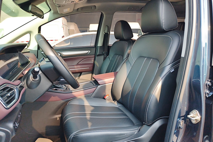 广汽传祺 传祺M6 2021款 PRO 270T DCT尊享版中控内饰19