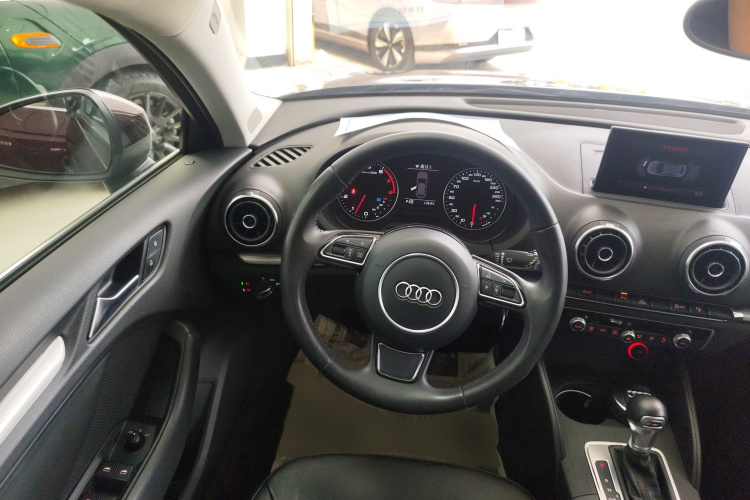 奥迪A3 2014款 Sportback 35 TFSI 自动舒适型局部细节13