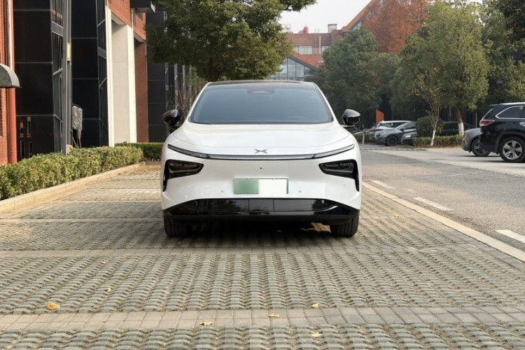 小鹏G7 2025款 602 长续航 Max车身外观6005