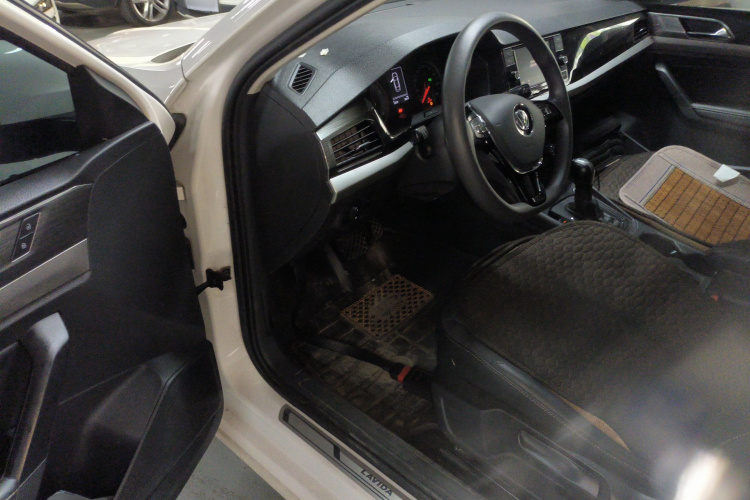 大众 朗逸 2019款 280TSI DSG舒适版 国VI中控内饰20