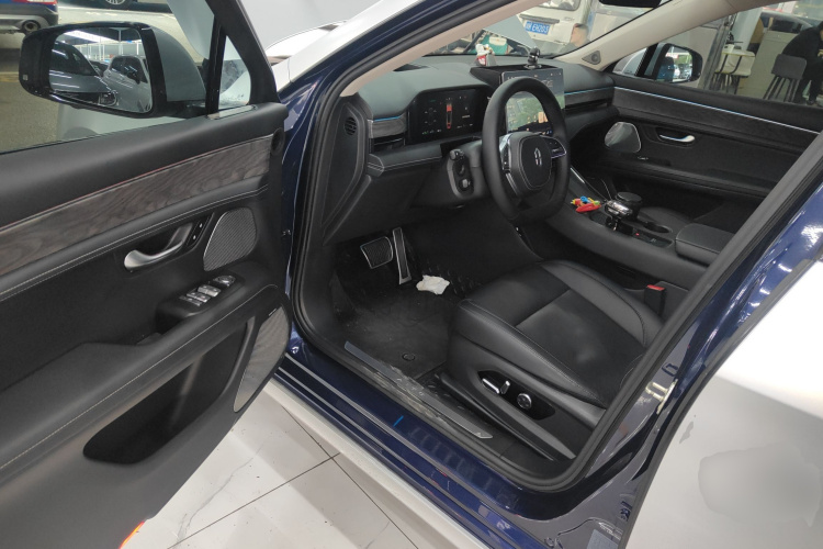 鸿蒙智行 问界M5 2022款 增程四驱性能版中控内饰20