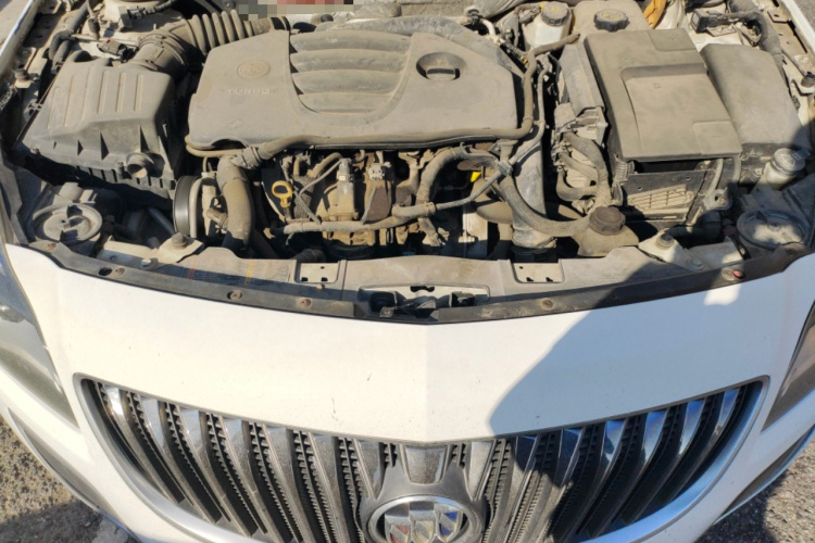 别克 君威 2014款 GS 2.0T 燃情运动版局部细节24