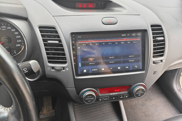 起亚K3 2015款 1.6L 自动DLX局部细节16