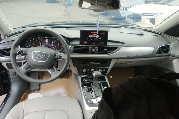 奥迪A6L 2014款 30 FSI 技术型中控内饰7002