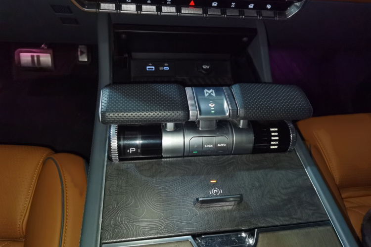 猛士917 2023款 纯电基础版局部细节18