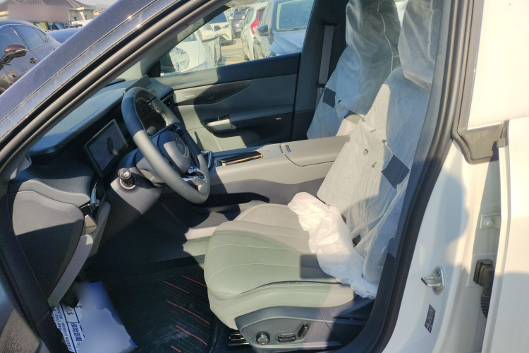 领克07 2024款 EM-P 126长续航 Halo中控内饰19