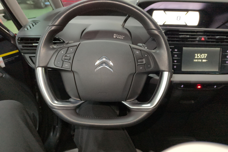 雪铁龙 C4 PICASSO 2015款 Grand 1.6T 时尚型 7座中控内饰13