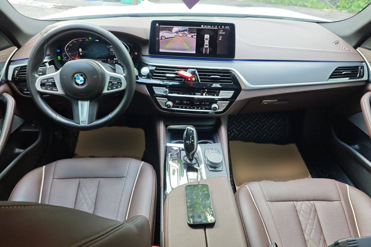 宝马5系 2021款 改款 530Li 领先型 M运动套装中控内饰7002