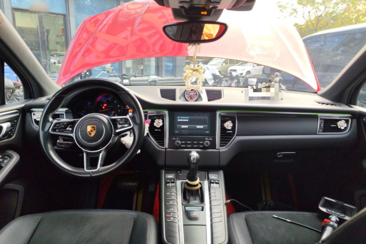 保时捷 2017款  Macan 2.0T中控内饰12