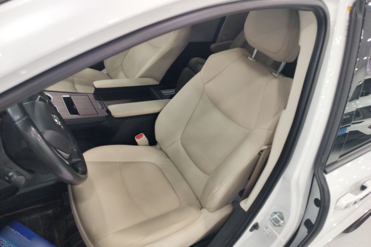 丰田 赛那SIENNA 2021款 2.5L混动 豪华版局部细节19