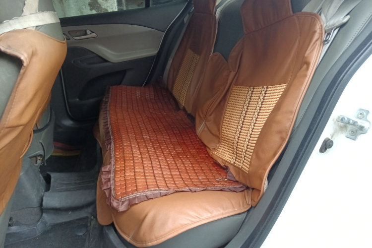 雪佛兰 2016款 赛欧3 1.3L 手动舒适天窗版中控内饰7004