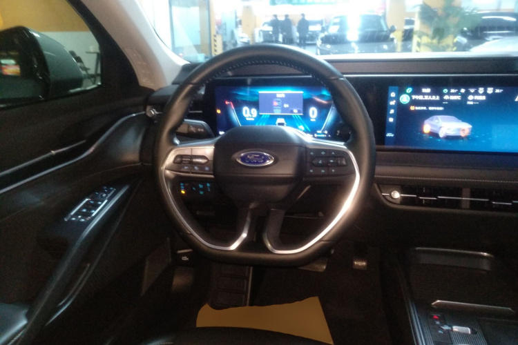 福特 蒙迪欧 2025款 2.0T EcoBoost 豪华型中控内饰13