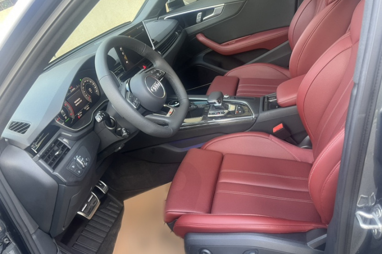 奥迪A4L 2024款 40 TFSI 豪华动感型(星夜版)车身外观6009