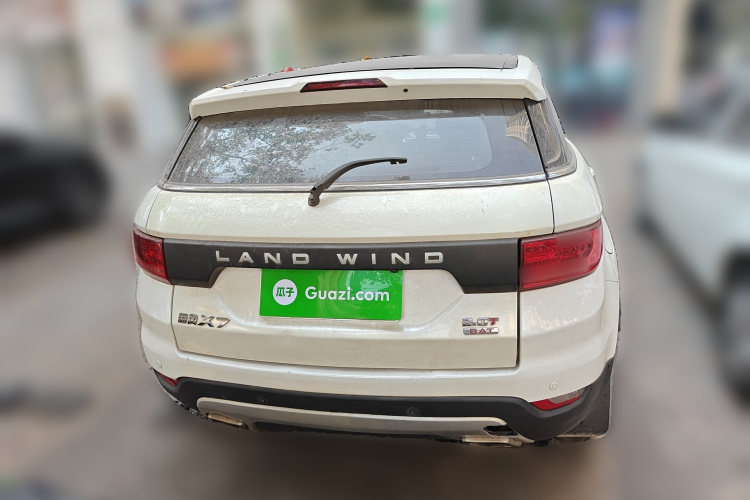 陆风X7 2016款 2.0T 全景尊贵版车身外观6