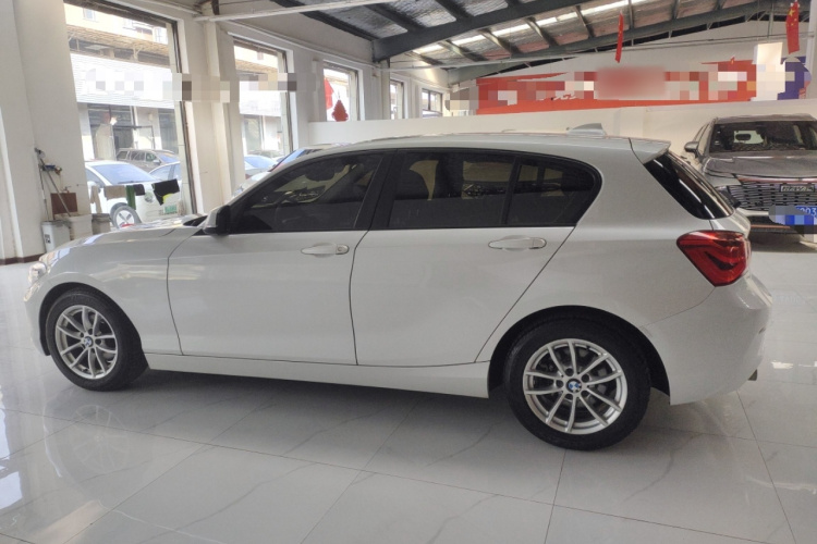 宝马1系(进口) 2018款 118i 领先型车身外观6003