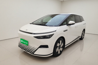 小鹏X9 2024款 640四驱高性能Max