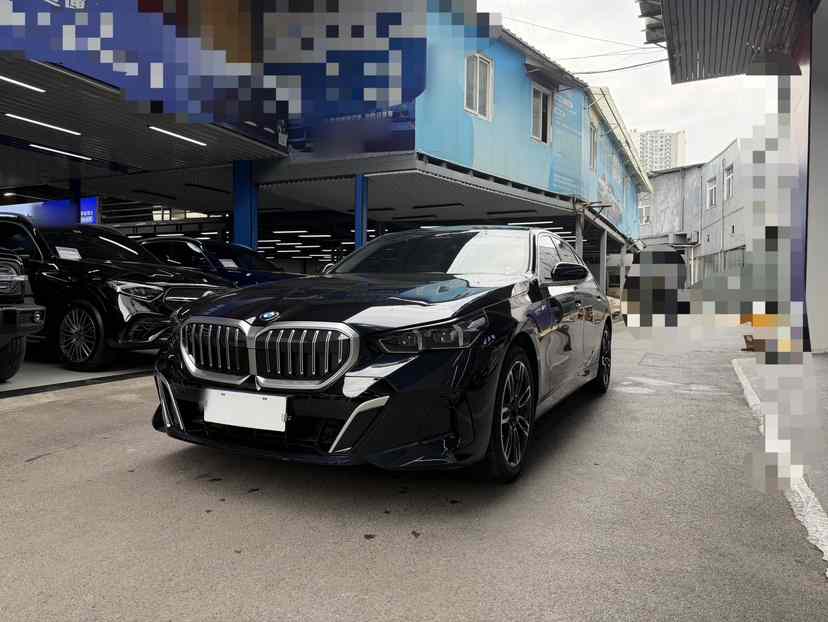 宝马5系 2024款 525Li M运动套装(2)