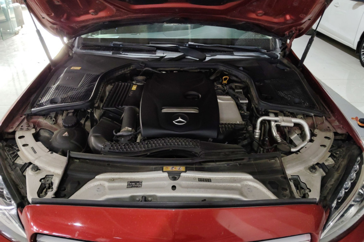 奔驰C级 2016款 C 200 L 运动型机舱底盘24