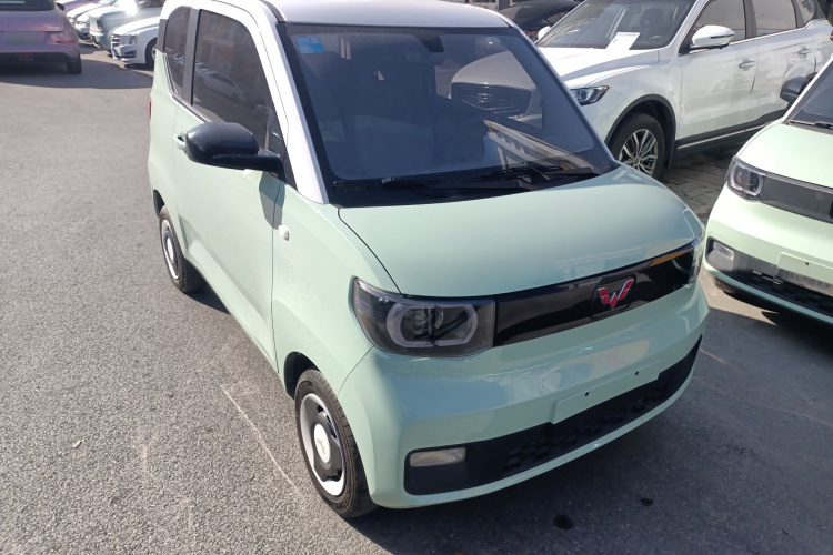 五菱汽车 宏光MINIEV 2021款 马卡龙时尚款 磷酸铁锂车身外观3