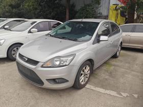 福特 福克斯 2013款 两厢经典 1.8L 自动基本型