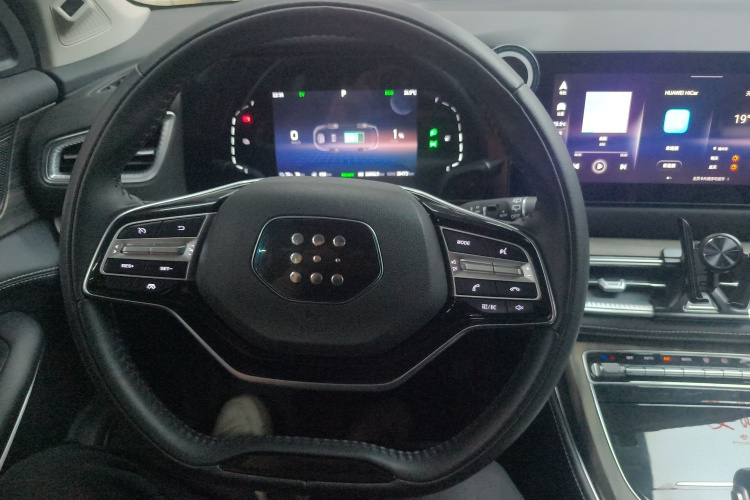 蓝电E5 2024款 荣耀版 100KM臻享型 7座局部细节13