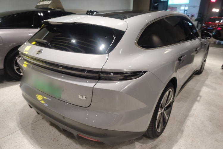 蔚来ET5T 2024款 75kWh Touring车身外观7