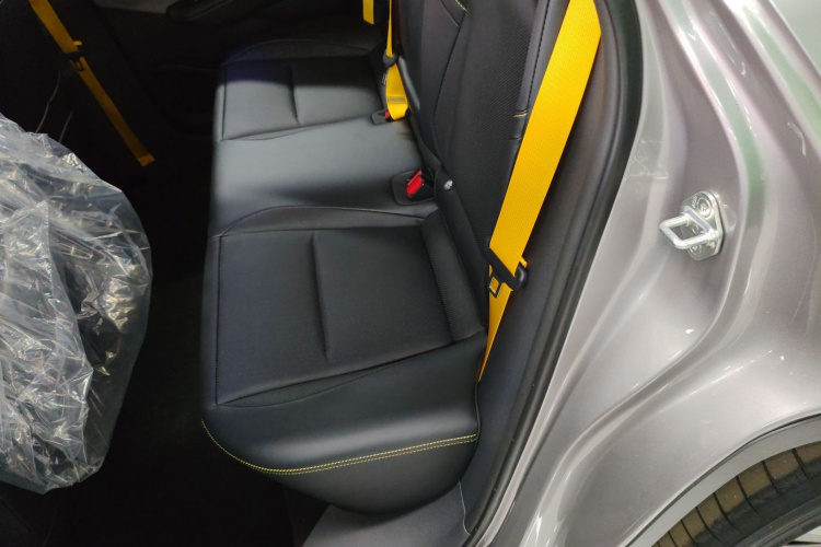 丰田bZ5 2025款 550 PRO中控内饰21