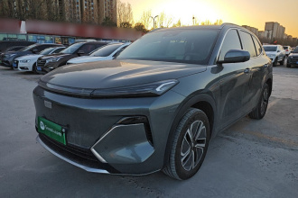 吉利银河 银河星舰7 EM-i 2025款 120km 探索+版