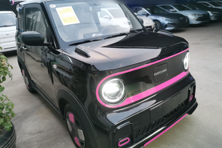 吉利银河 2025款 210km 熊猫卡丁车身外观6002