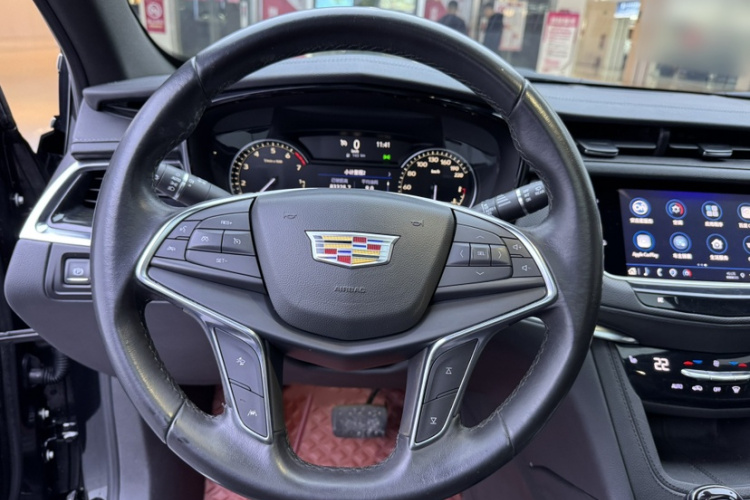 凯迪拉克XT5 2022款 2.0T 两驱豪华型中控内饰7001