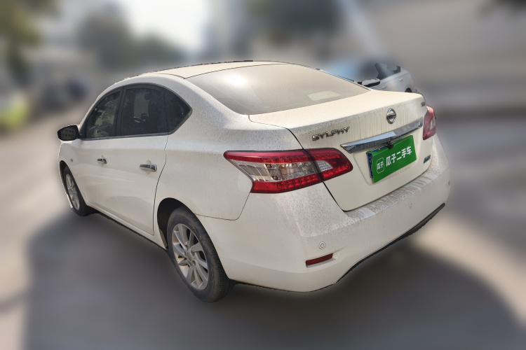 日产 轩逸 2014款 1.6XV CVT尊享版车身外观6003