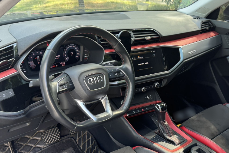 奥迪Q3 2020款 35 TFSI 时尚动感型中控内饰7002