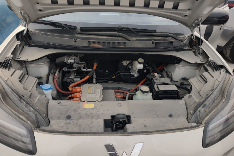 五菱汽车 五菱缤果PLUS 2024款 330km 五座版局部细节24