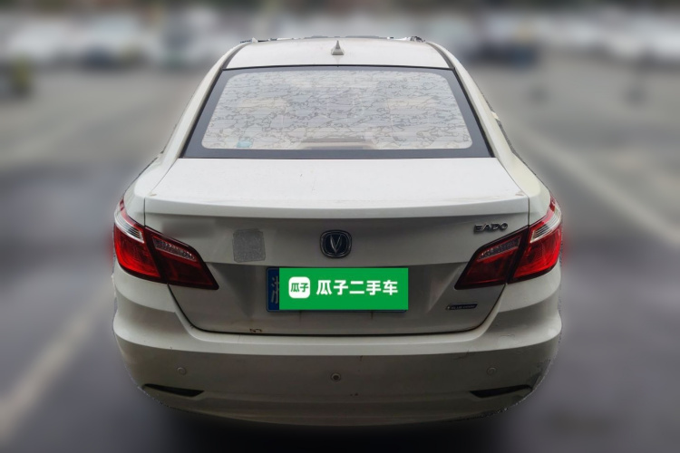 长安 逸动 2015款 1.6L 自动豪华型车身外观6