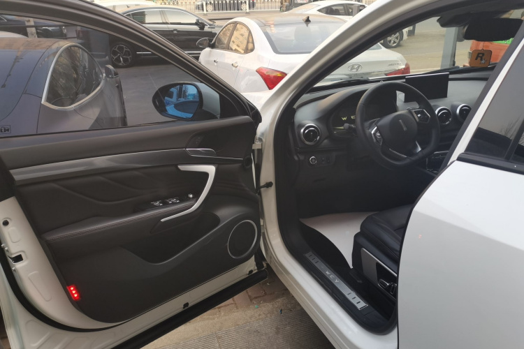 魏牌 VV7 2017款 2.0T 超豪型中控内饰7003