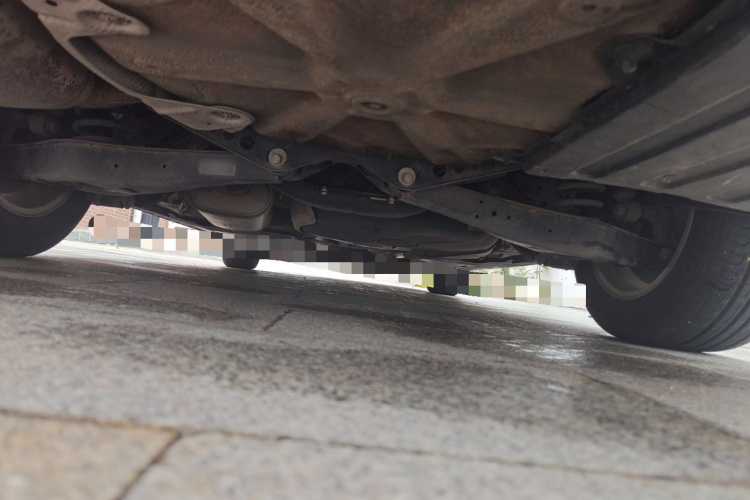 大众 帕萨特 2013款 1.8TSI DSG尊荣版局部细节9009