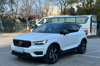 沃尔沃XC40 2021款 T4 四驱智远运动版